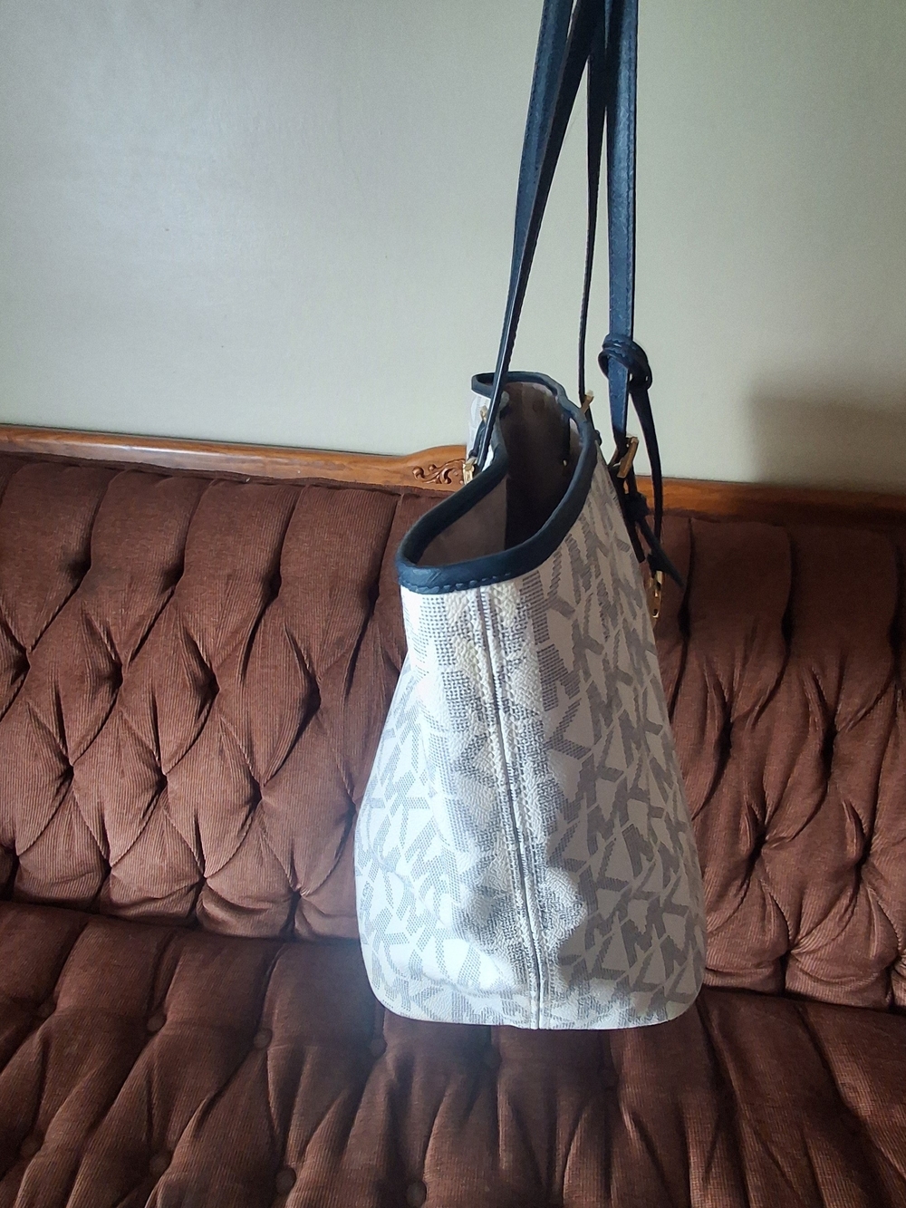 Authentic Michael Kors Jet Set East West Tote Bag - White/Navy (EUC!) - Picture 16 of 16